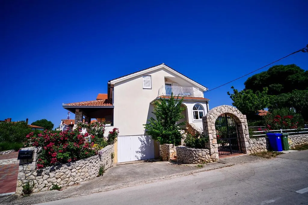 Holiday Home Lucija Biograd Na Moru Croatia